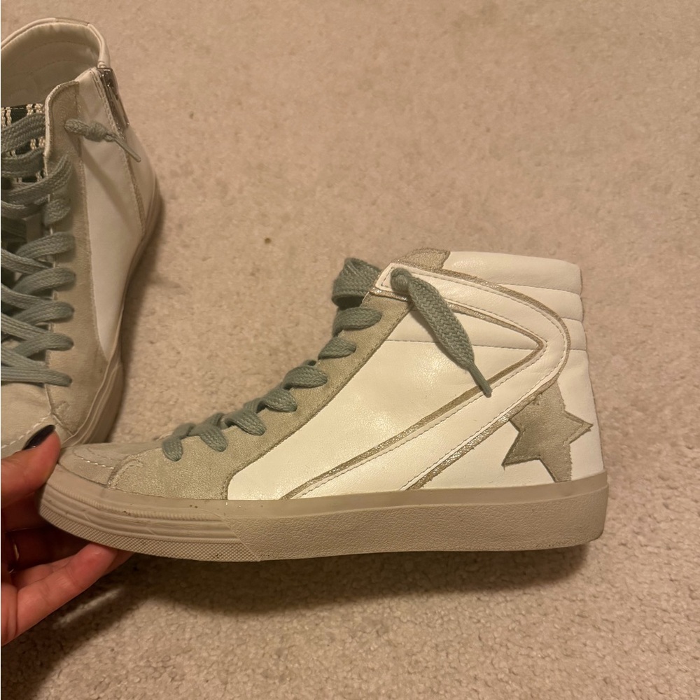 ShuShop Roxanne Sneakers - Picture 3 of 6